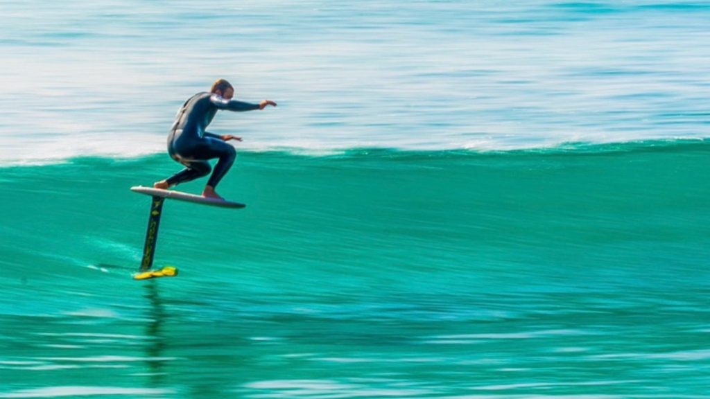 Schatting Geavanceerd Marine Foil surfen: De ultieme gids voor beginners