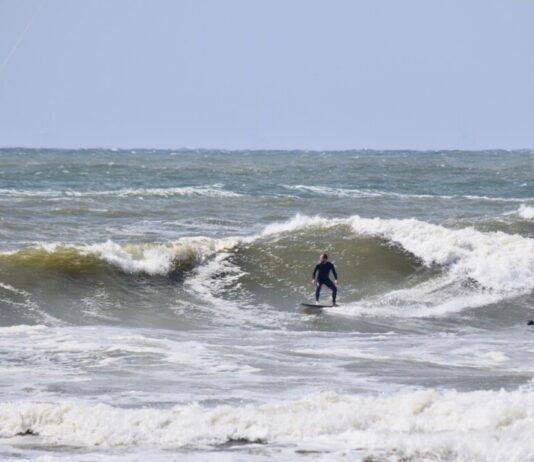 Wijk aan zee surfen 06